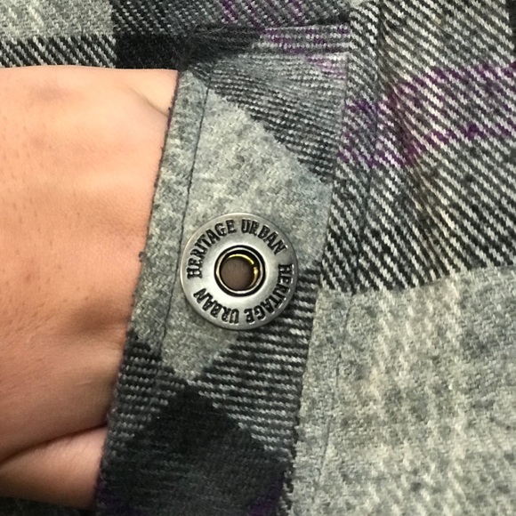 Urban Heritage Vest - Picture 3 of 4